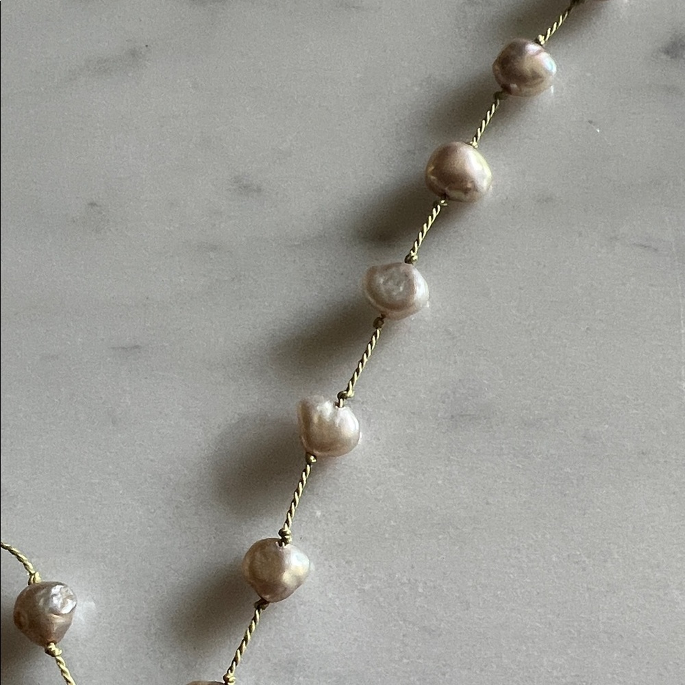 Elegant Floral Pendant Necklace with Pearl Accents - Picture 4 of 5